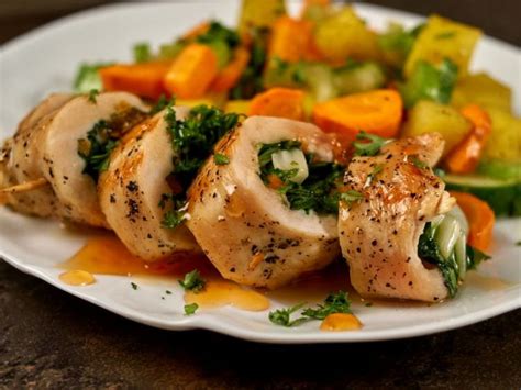 Recipe Chicken Veggie Roll with Honey Sauce