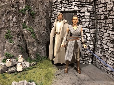 Star Wars The Last Jedi Custom Diorama Repaint Luke Skywalker Rey Porgs ...