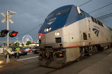 Amtrak Downeaster - Visit Maine