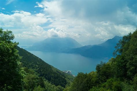 HIKING LAKE COMO: THE BEST TRAILS