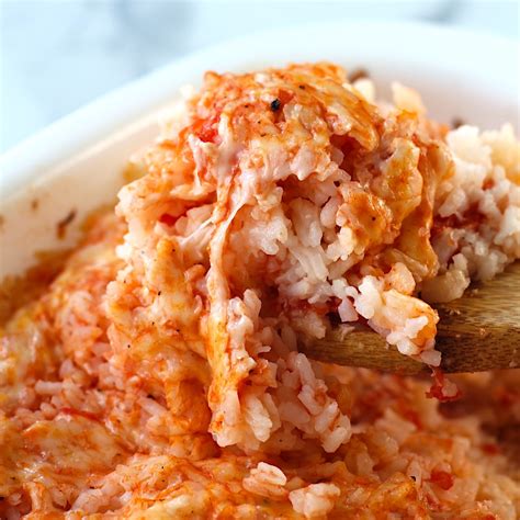 Baked Rice with Cheese and Tomatoes - Easy Brazilian Food