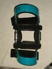 LENOX HILL RIGHT MEDIUM TEAL COLOR PRECISION PRO KNEE BRACE | Teal colors, Knee brace, Lenox hill