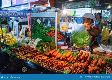 Thai Woman Selling Street Food at Night Market Editorial Photo - Image ...