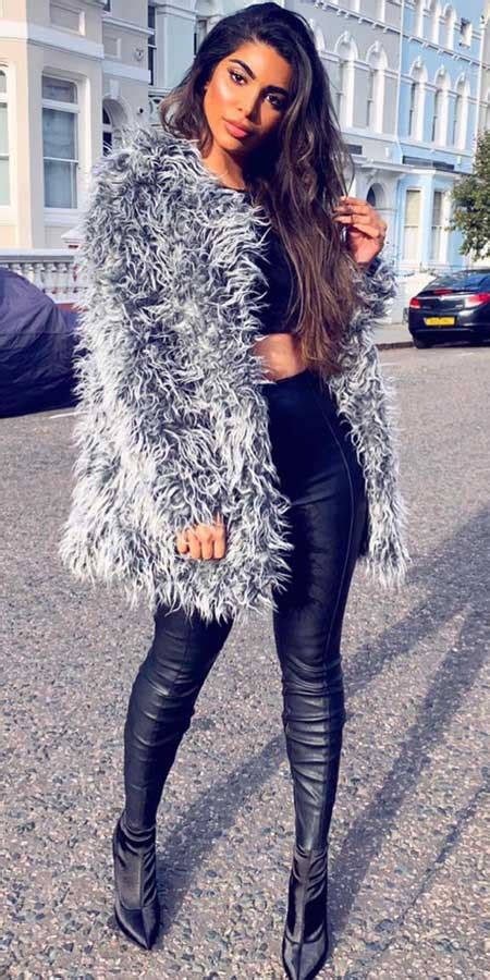 25 Chic Fur Coat Outfits Ideas To Look Extremely Adorable - Hi Giggle!