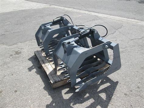 New New 6' Skid Steer Grapple Rake for Sale in Bradenton, Florida