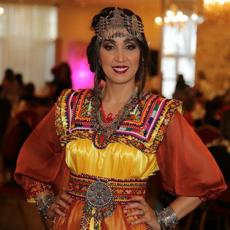 Robe kabyle ~berbère ~ | Afghan fashion, Fashion, Traditional outfits