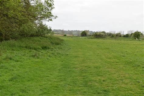 1066 Country Walk © N Chadwick cc-by-sa/2.0 :: Geograph Britain and Ireland