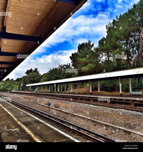 Bournemouth railway station platform hi-res stock photography and images - Alamy