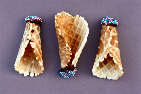 Homemade Ice Cream Cones – Bees Knees Recipes