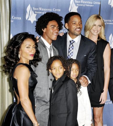 Latest Hollywood Hottest Wallpapers: Will Smith And Family