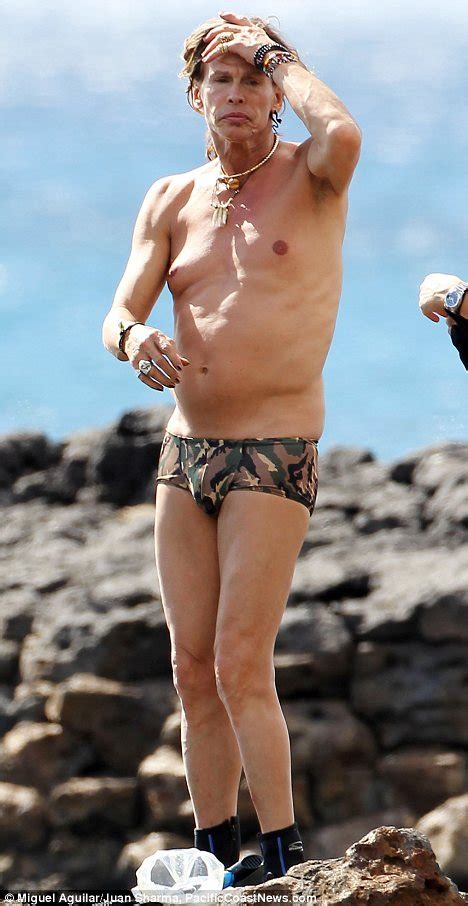 Steven Tyler reveals his moobs as he goes shirtless on Hawaiian holiday ...