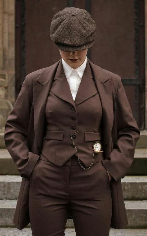 By order of the Peaky Blinders 🤎 Vintage Outfits, Classy Outfits ...