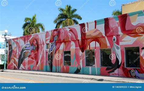 Downtown Hollywood Mural Project Editorial Stock Photo - Image of ...