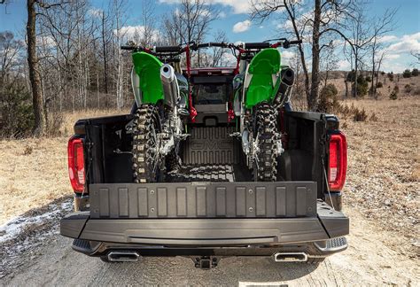 GMC launches CarbonPro truck bed on Sierra | Automotive News