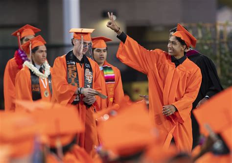 The best graduation 2022 photos from Orange High – Orange County Register