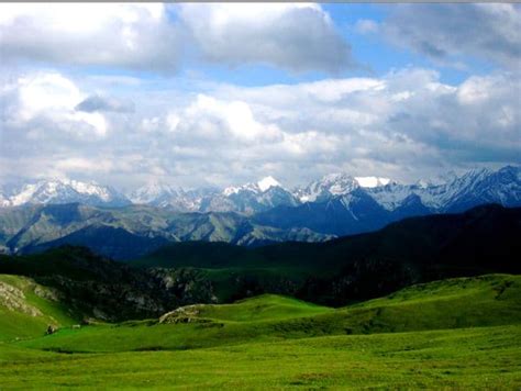 Xinjiang: Headline Roundup | Xinjiang: Far West China