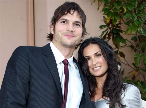 Love at First Bite from Demi Moore & Ashton Kutcher: Romance Recap | E ...