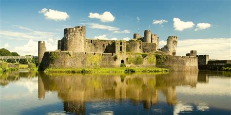 Visiting Caerphilly Castle [Everything You Need to Know]