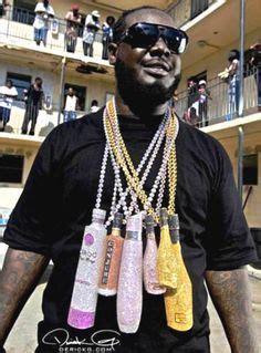 25 Most Unbelievable Rapper Chains 25 Most Unbelievable Rapper Chains | Rapper jewelry, Body ...