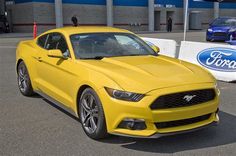 Ford Mustang Ecoboost specs, 0-60, quarter mile, lap times - FastestLaps.com