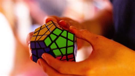 Learn Rubik's Cube Tips and Tricks - GoCube