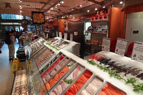 Find the best fish market in New York for fresh seafood