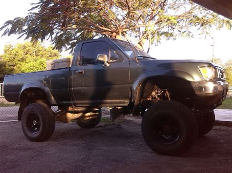 My hilux 4x4 1992 Toyota Hilux, 4x4, Antique Cars, Vehicles, Vintage Cars, Car, Vehicle, Tools