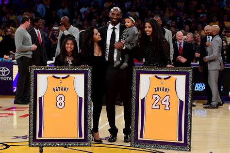 Kobe Bryant's Wife Vanessa Is Reportedly in Shock and Feels Almost Numb to Everything Amid ...