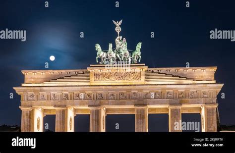 Brandenburg gate quadriga night berlin Stock Videos & Footage - HD and ...