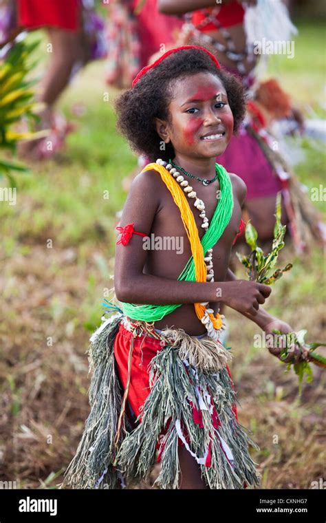 Papua New Guinea Mosko Girls play Pregnant Woman Papua New Guinea (21 ...