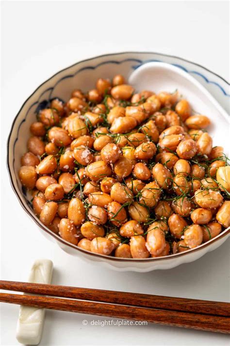 Salted Fried Peanuts - Crunchy and Addictive Snack - Delightful Plate