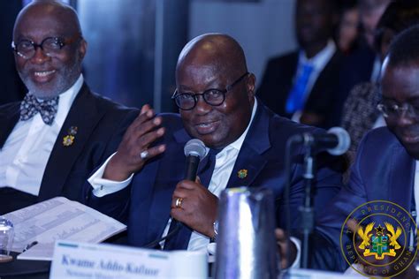 Akufo-Addo receives 2018 outstanding leader’s award