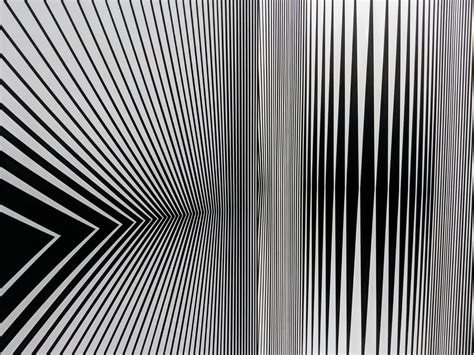 Continuum — Bridget Riley — on exhibition at the Scottish National Gallery – Duncan Stephen