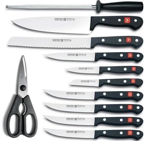 11 Types of kitchen knives and when to use it - Cooking Top Gear