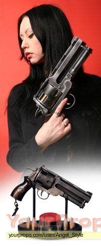 Hellboy The Samaritan Revolver Sideshow Collectibles