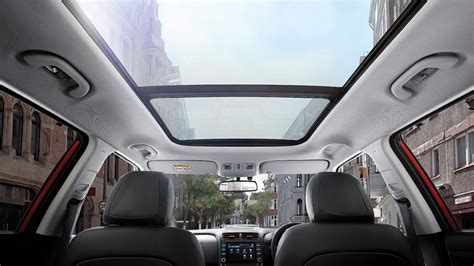 Sunroof Cars in India 2023 - List of Best Sunroof Cars - Spinny