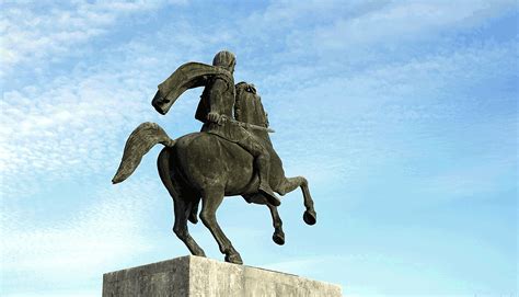 Thessaloniki Tourism - Alexander the Great Monument