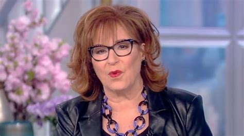 The View: Joy Behar Calls Out Dr Oz For Being a Republican