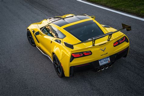 2019 Chevrolet Corvette ZR1 First Drive | Automobile Magazine