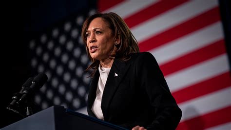 With Biden’s 2024 Bid, Kamala Harris Will Be Under More Scrutiny - The New York Times