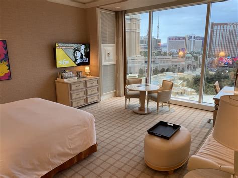 Wynn Las Vegas - Resort King Room Review