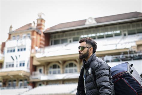 Virat Kohli arrives for training in style | ESPNcricinfo.com