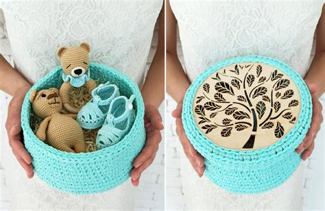 My first box for a baby : r/crafts