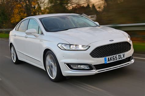 Ford Mondeo Vignale 2015 review | Auto Express