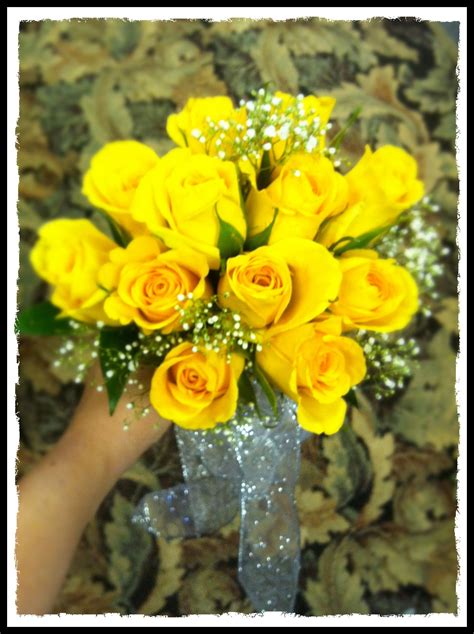 Yellow rose Bridal Bouquet Rose Bridal Bouquet, Yellow Roses, Florist, Wedding Flowers, Glass ...