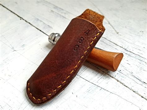 Opinel leather sheath 08