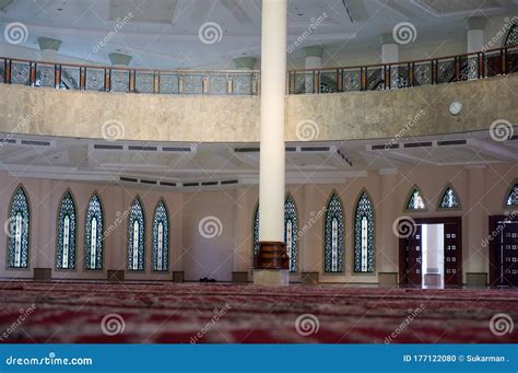 Architecture Inside of Al Faruq Mosque. Editorial Image - Image of east ...