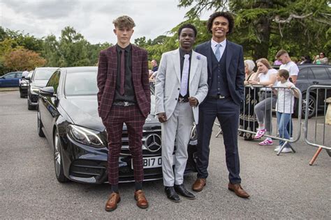 Toynbee School Year 11 prom 2024 - full photo gallery | Daily Echo