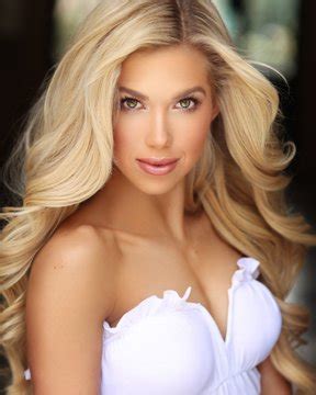 Gracie Hunt, Heir to the Kansas City Chiefs, Announces She’s Making a Run at 2021 Miss USA Title ...