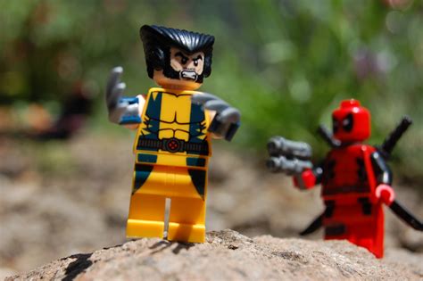 Awesome Toy Picks: LEGO X-Men - Wolverine, Deadpool & Magneto - Comic Vine